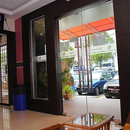 Marjan Hotel Sdn Bhd Chukai Exterior foto